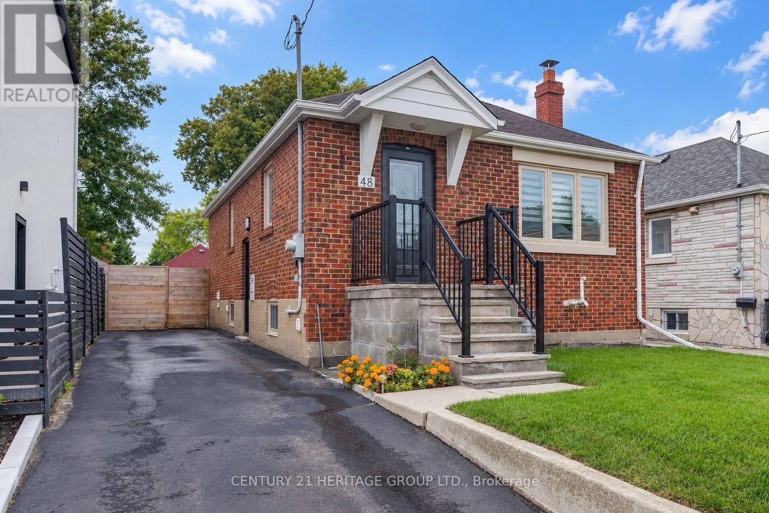 48 STEPHEN DRIVE