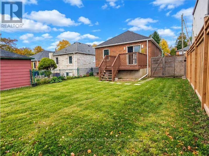 48 STEPHEN DRIVE