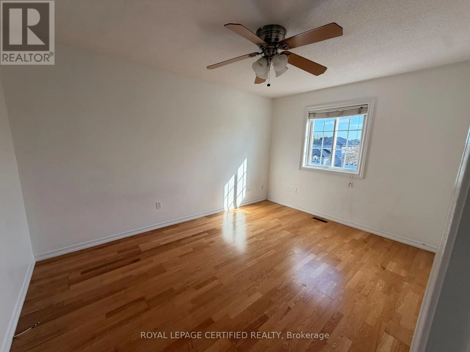 1561 WINTERGROVE GARDENS