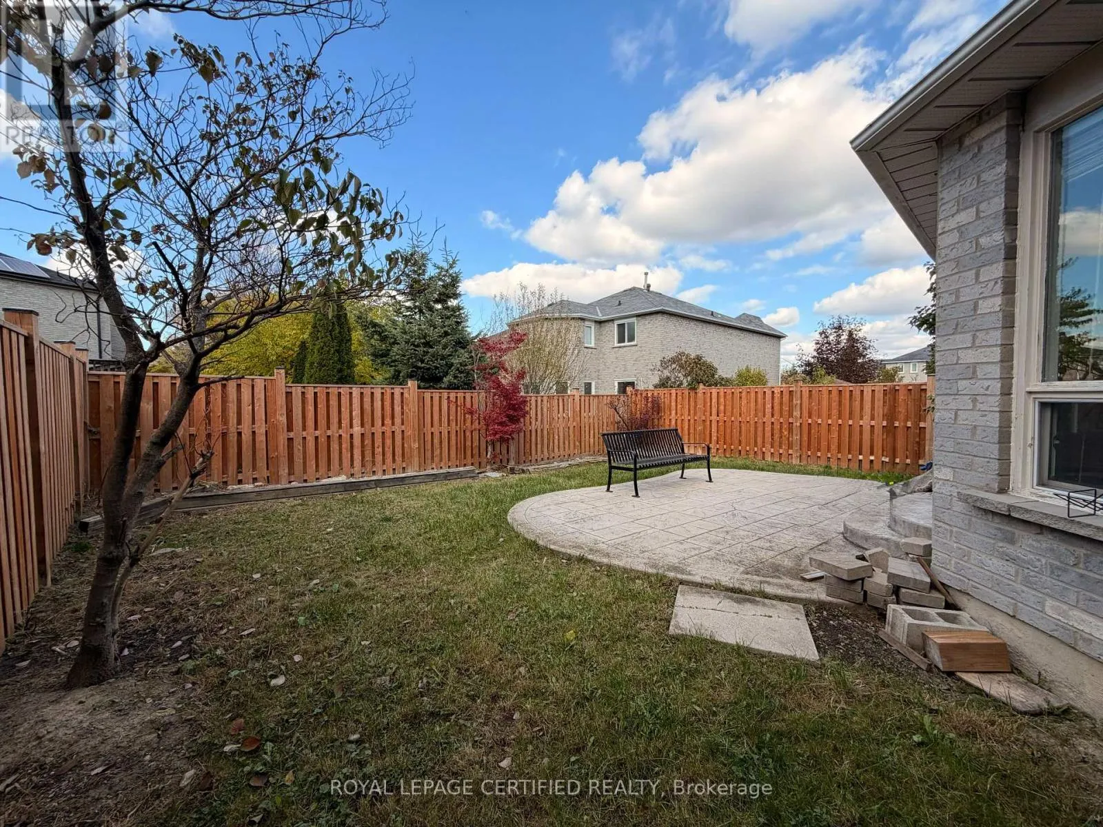 1561 WINTERGROVE GARDENS