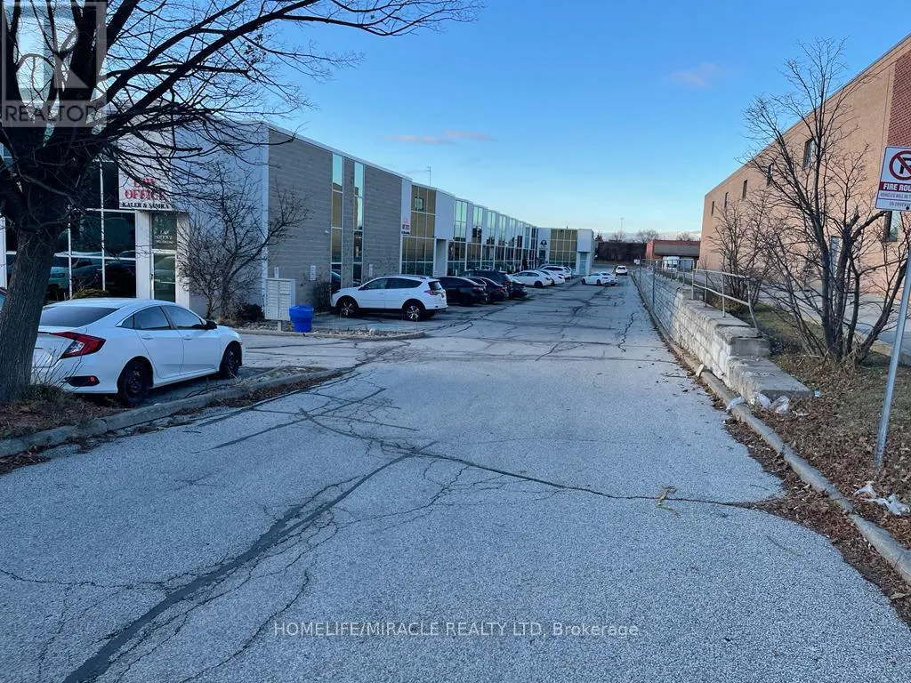6 - 259 TRADERS BOULEVARD E