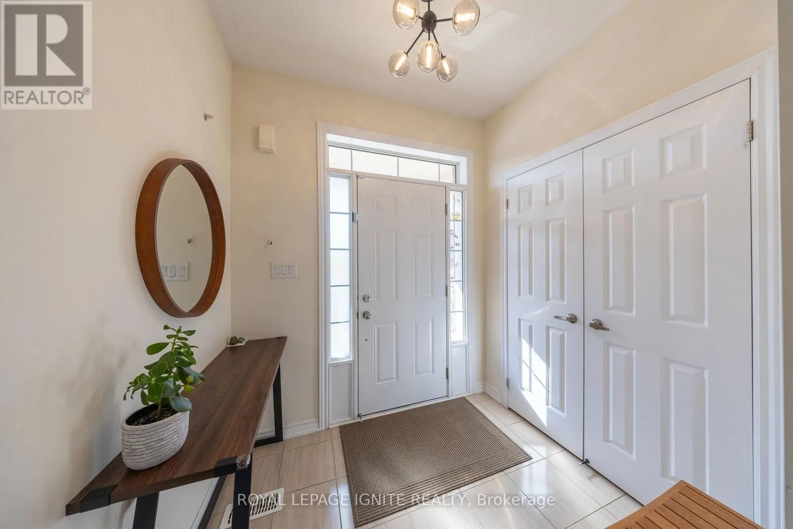 21 SAIL ROAD