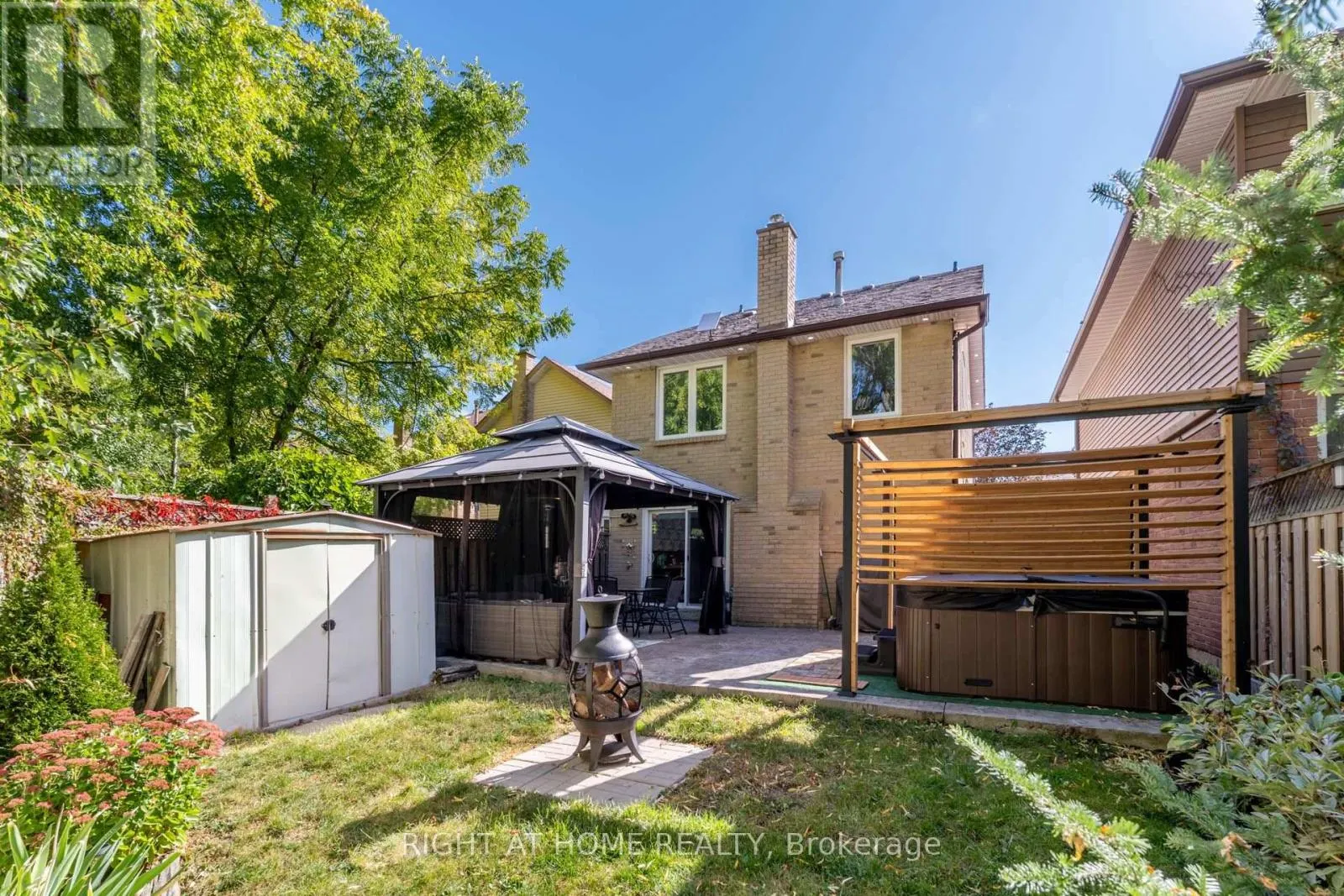36 BURTON ROAD S