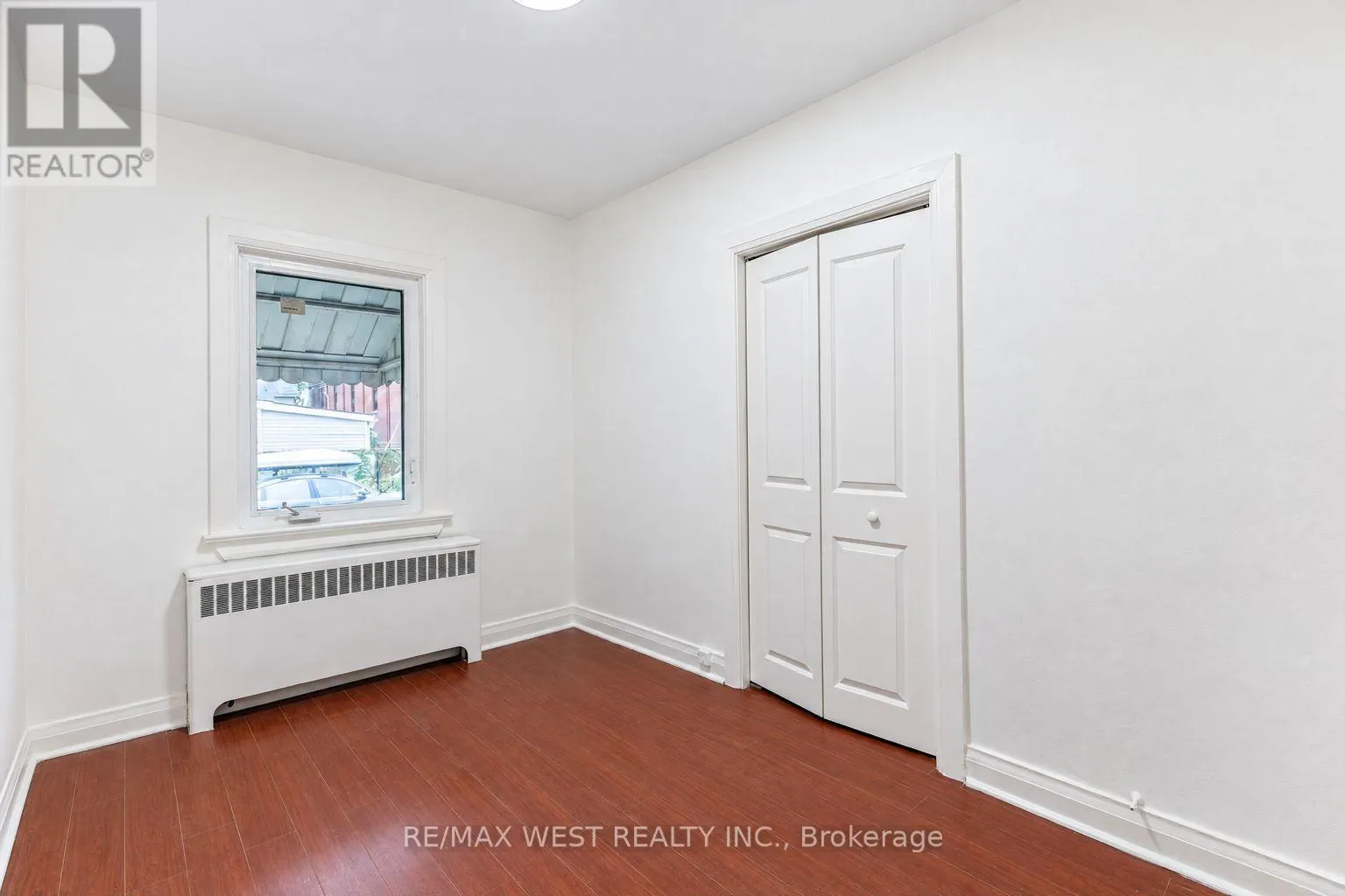 203 ISLINGTON AVENUE