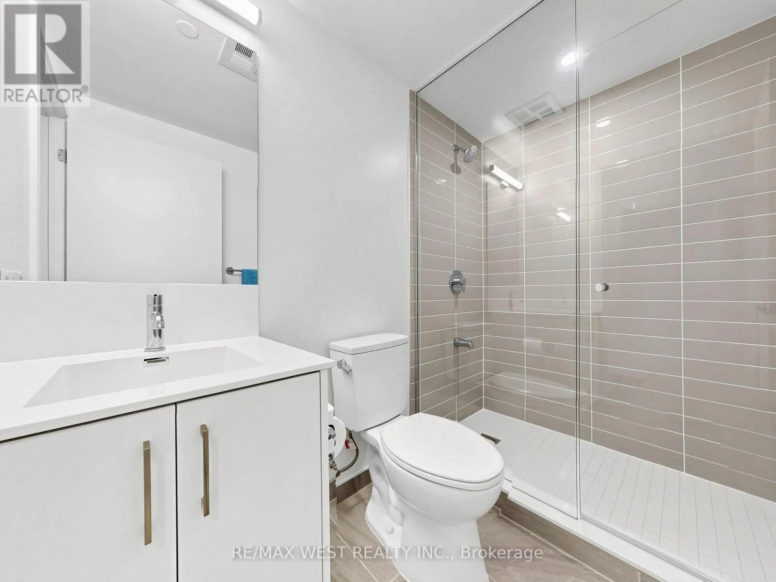 1115 - 4010 EGLINTON AVENUE W