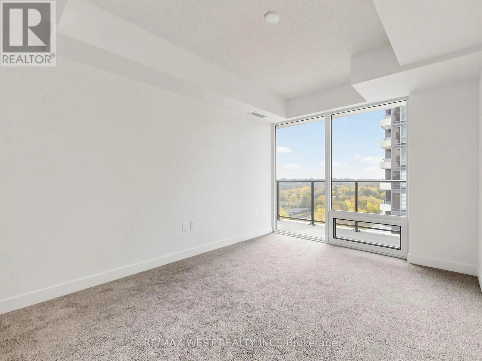 1115 - 4010 EGLINTON AVENUE W