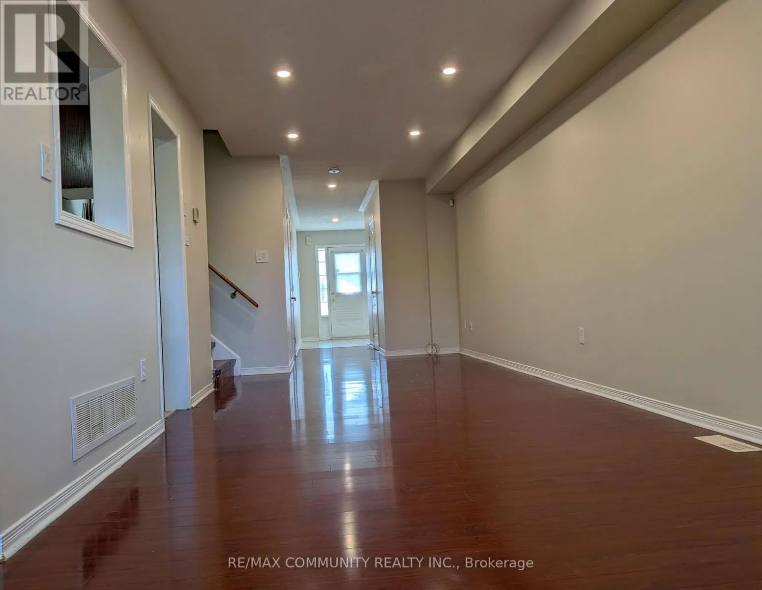 91 - 6399 SPINNAKER CIRCLE