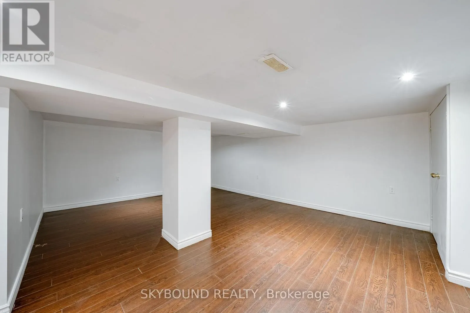 43 CRAYDON AVENUE