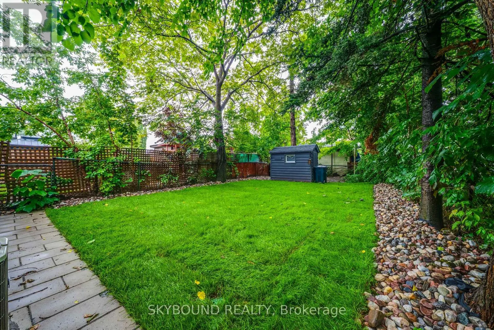 43 CRAYDON AVENUE