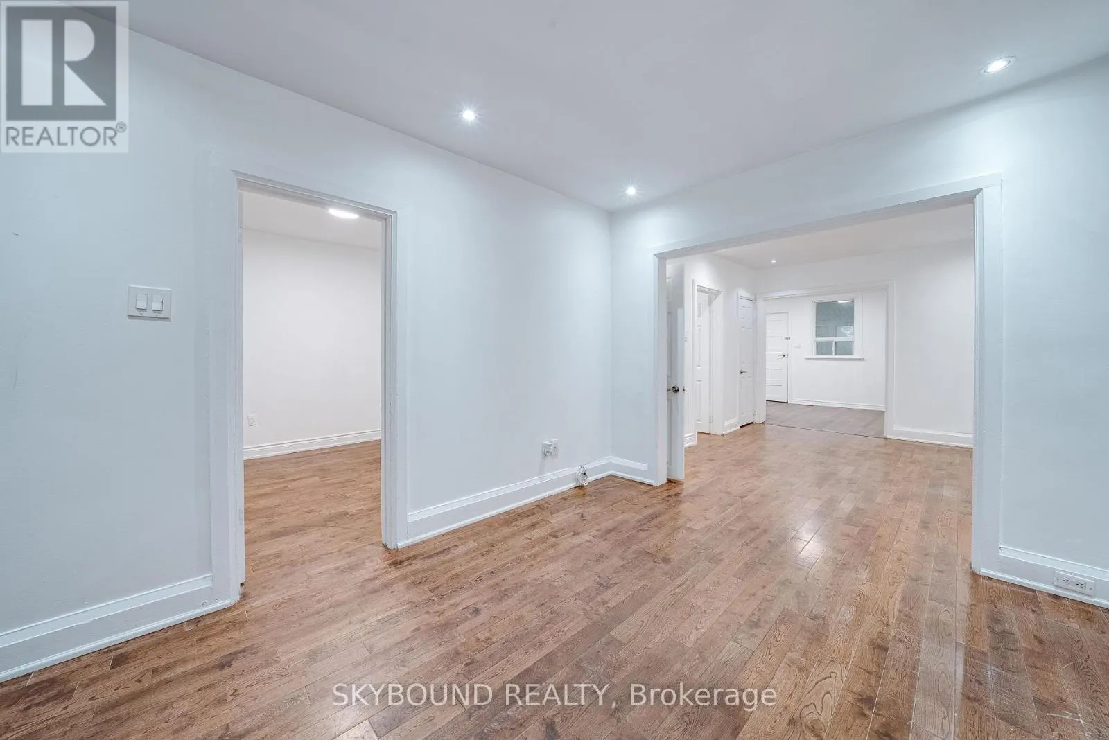 43 CRAYDON AVENUE