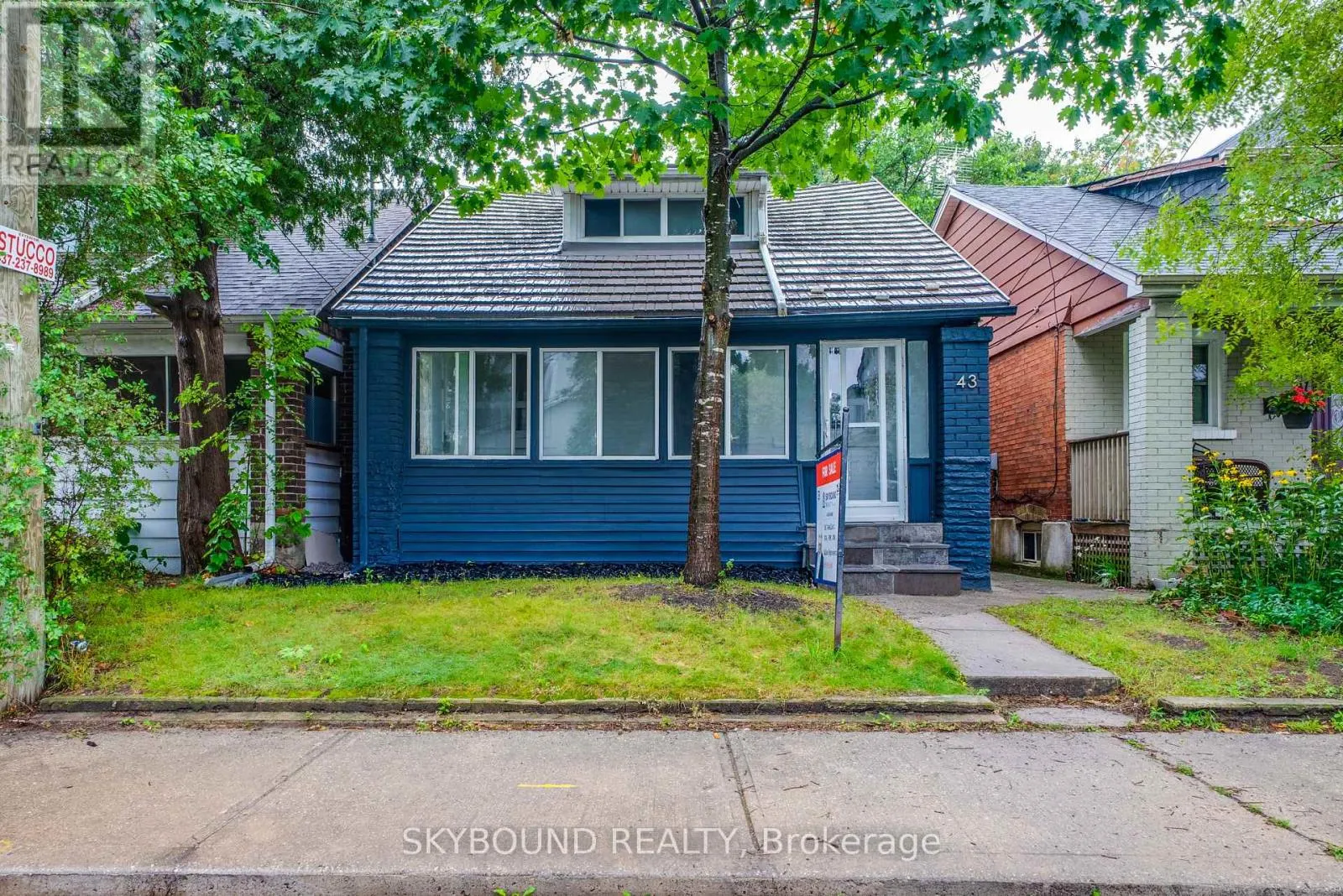 43 CRAYDON AVENUE