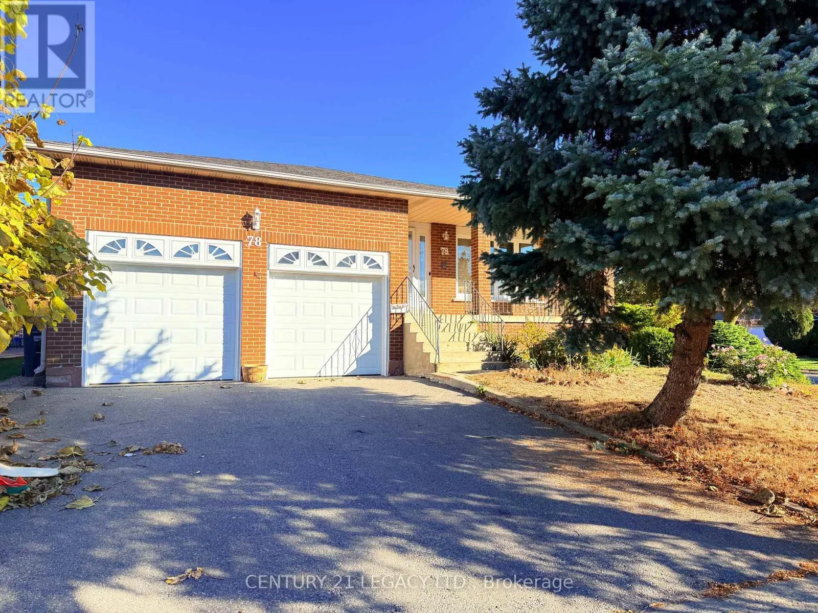(UPPER) - 78 PANORAMA CRESCENT