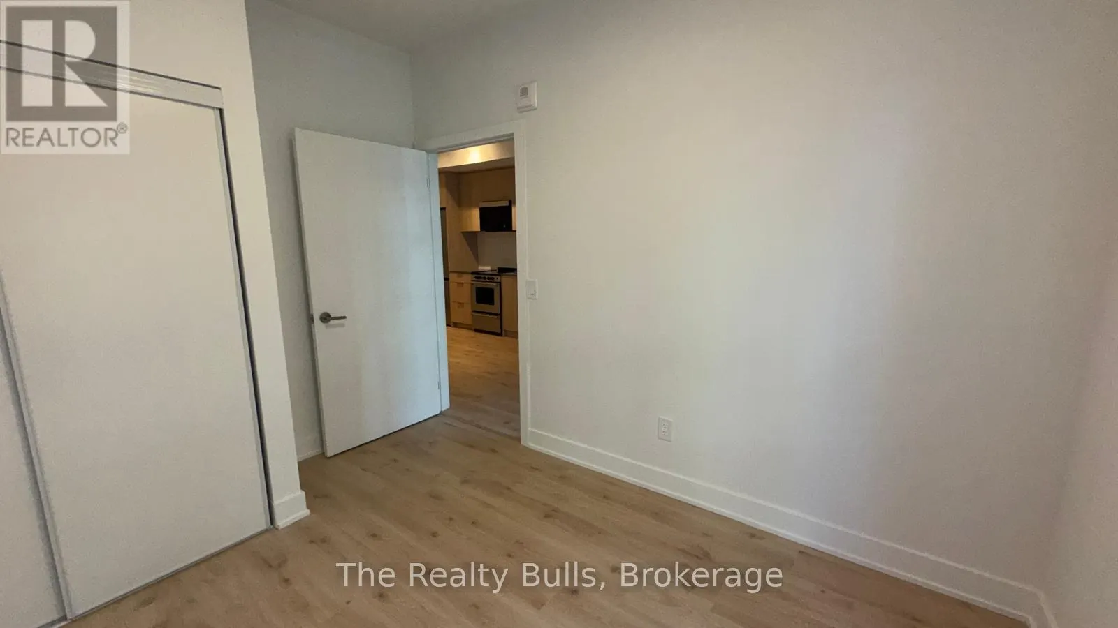 109 - 3008 WILLIAM CUTMORE BOULEVARD