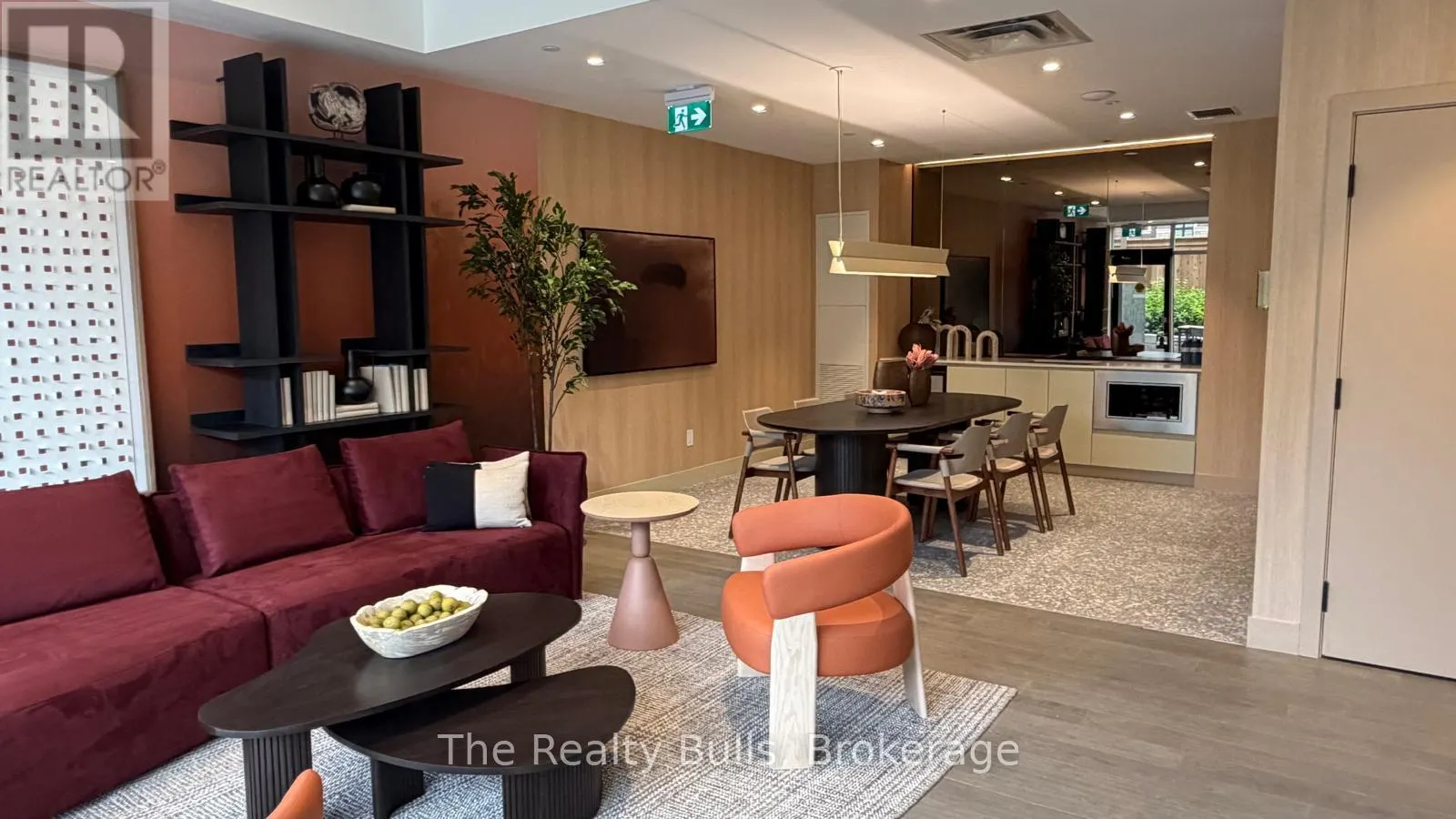 109 - 3008 WILLIAM CUTMORE BOULEVARD