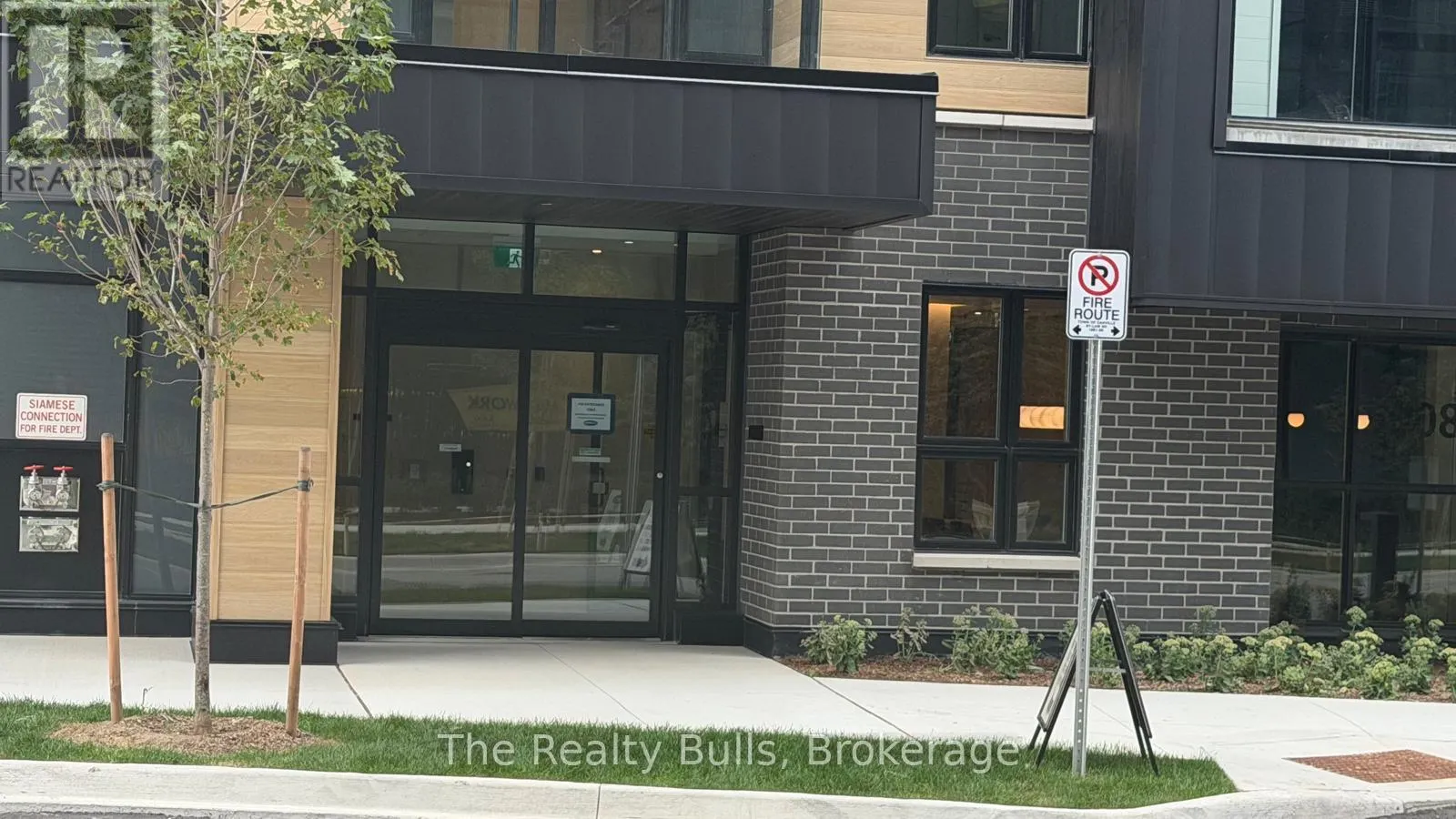 109 - 3008 WILLIAM CUTMORE BOULEVARD