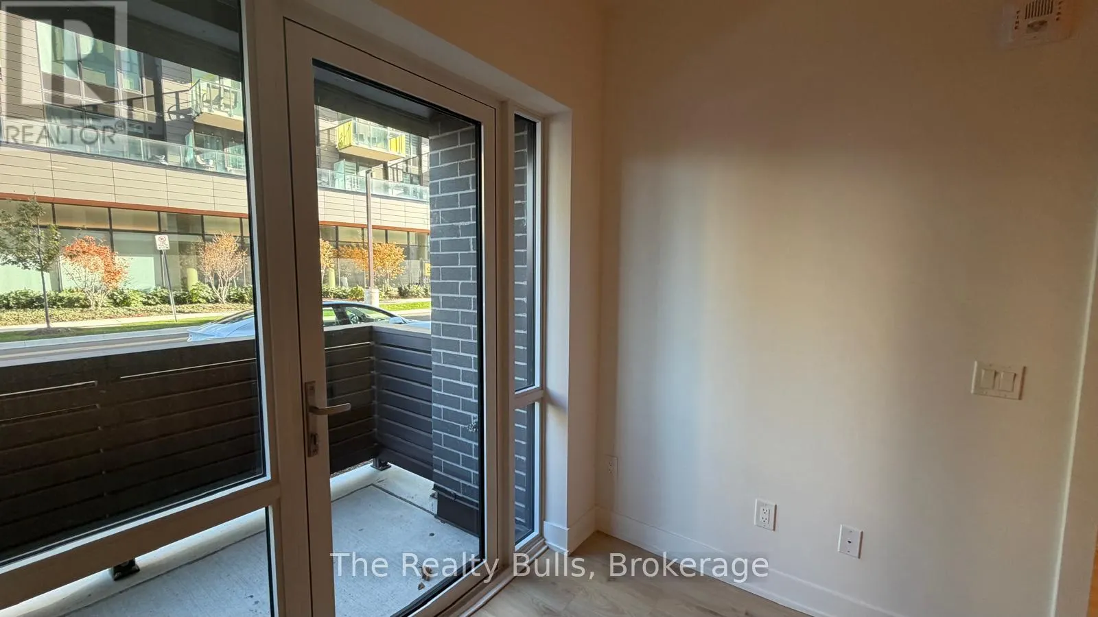 109 - 3008 WILLIAM CUTMORE BOULEVARD