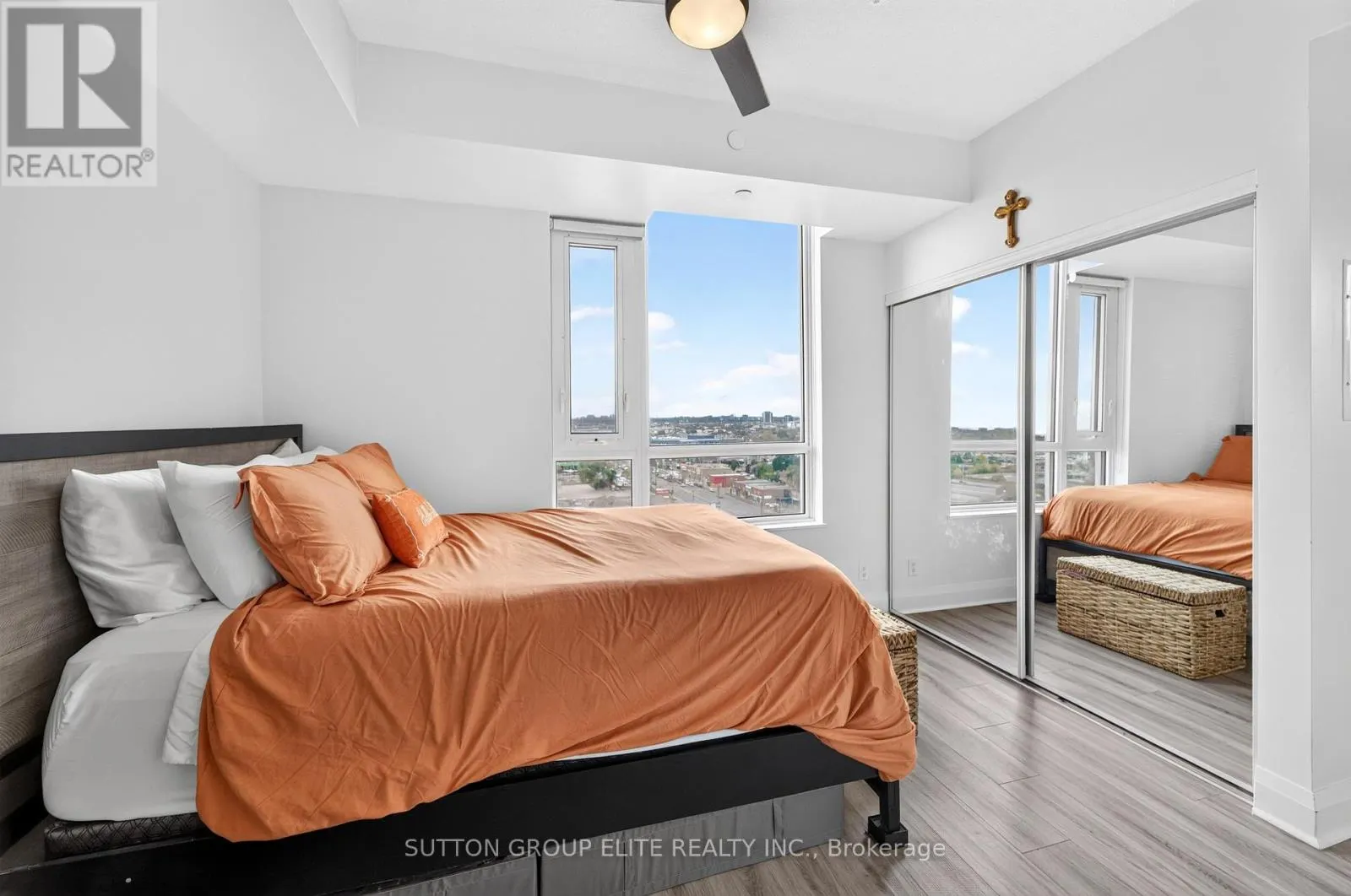 1309 - 15 ZORRA STREET