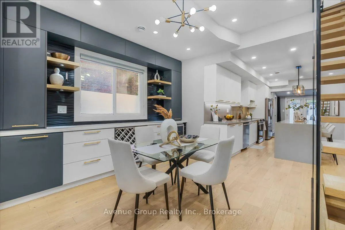 811 DOVERCOURT ROAD