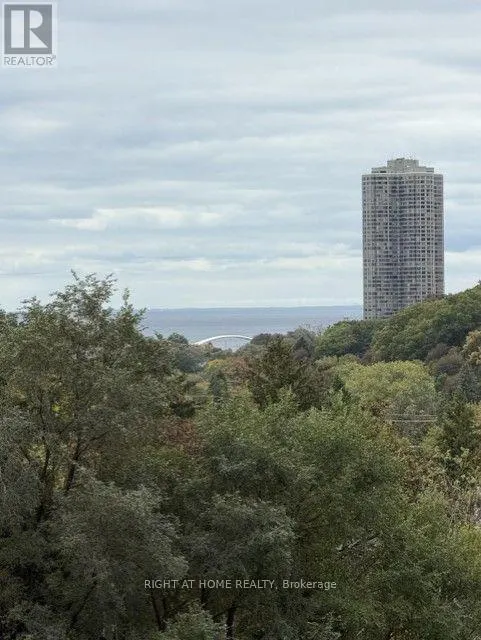 507 - 2450 BLOOR STREET W