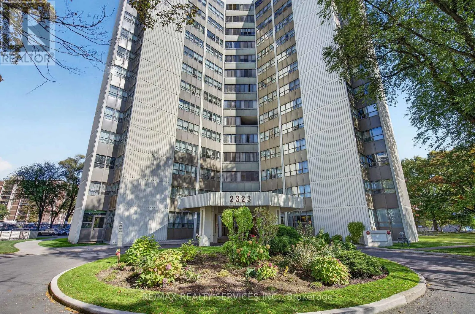 1101 - 2323 CONFEDERATION PARKWAY
