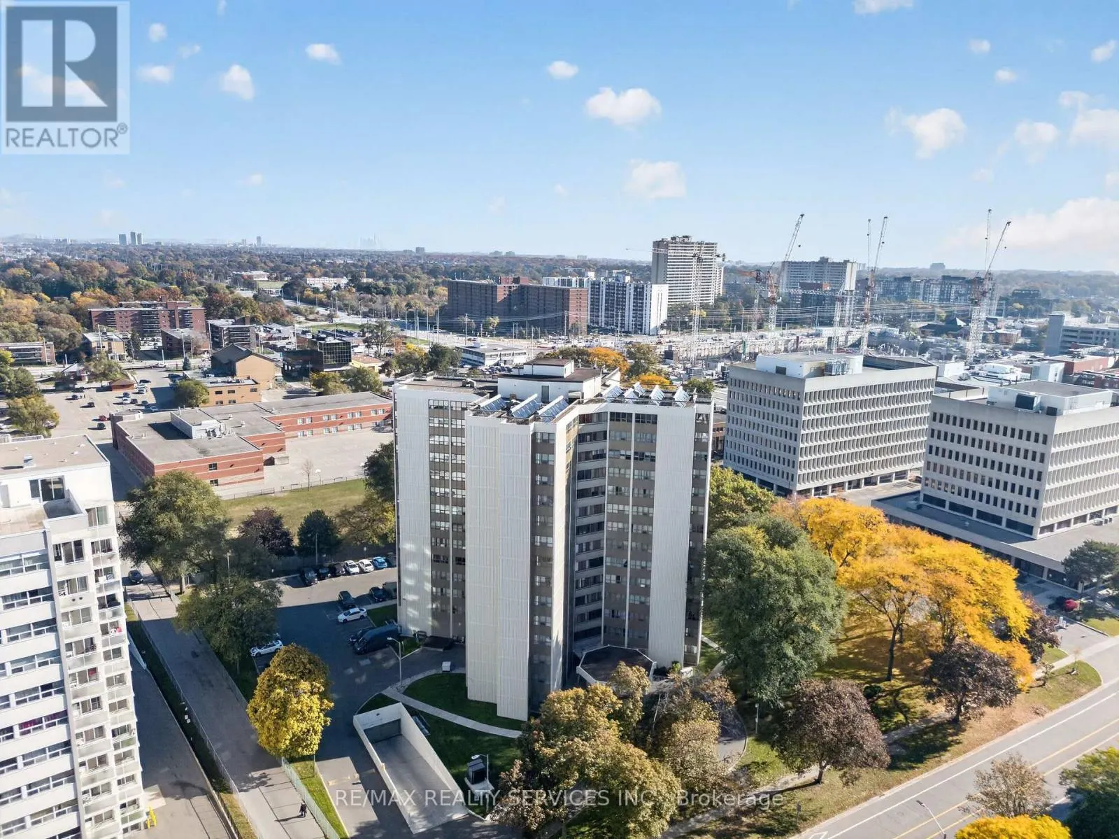 1101 - 2323 CONFEDERATION PARKWAY