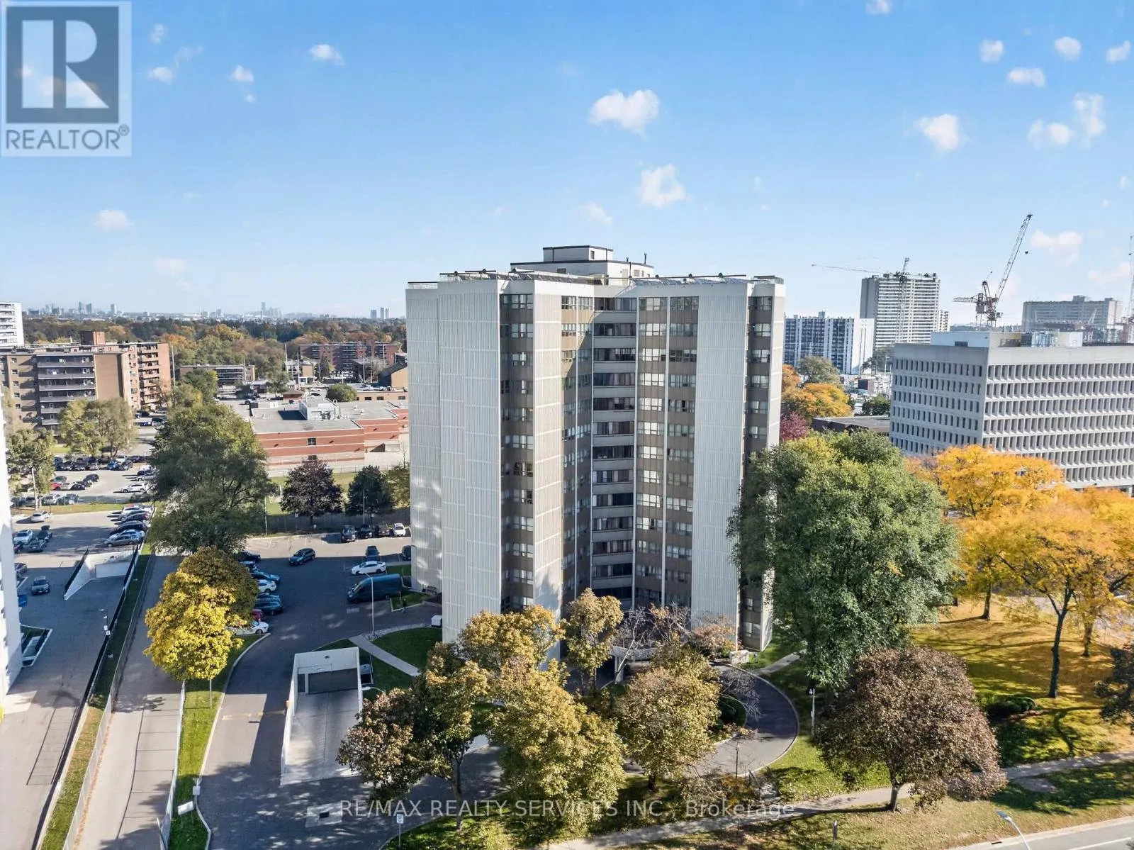 1101 - 2323 CONFEDERATION PARKWAY