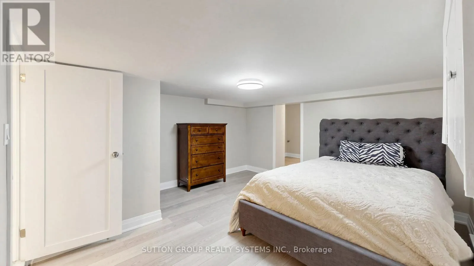 91 KIRKNEWTON ROAD