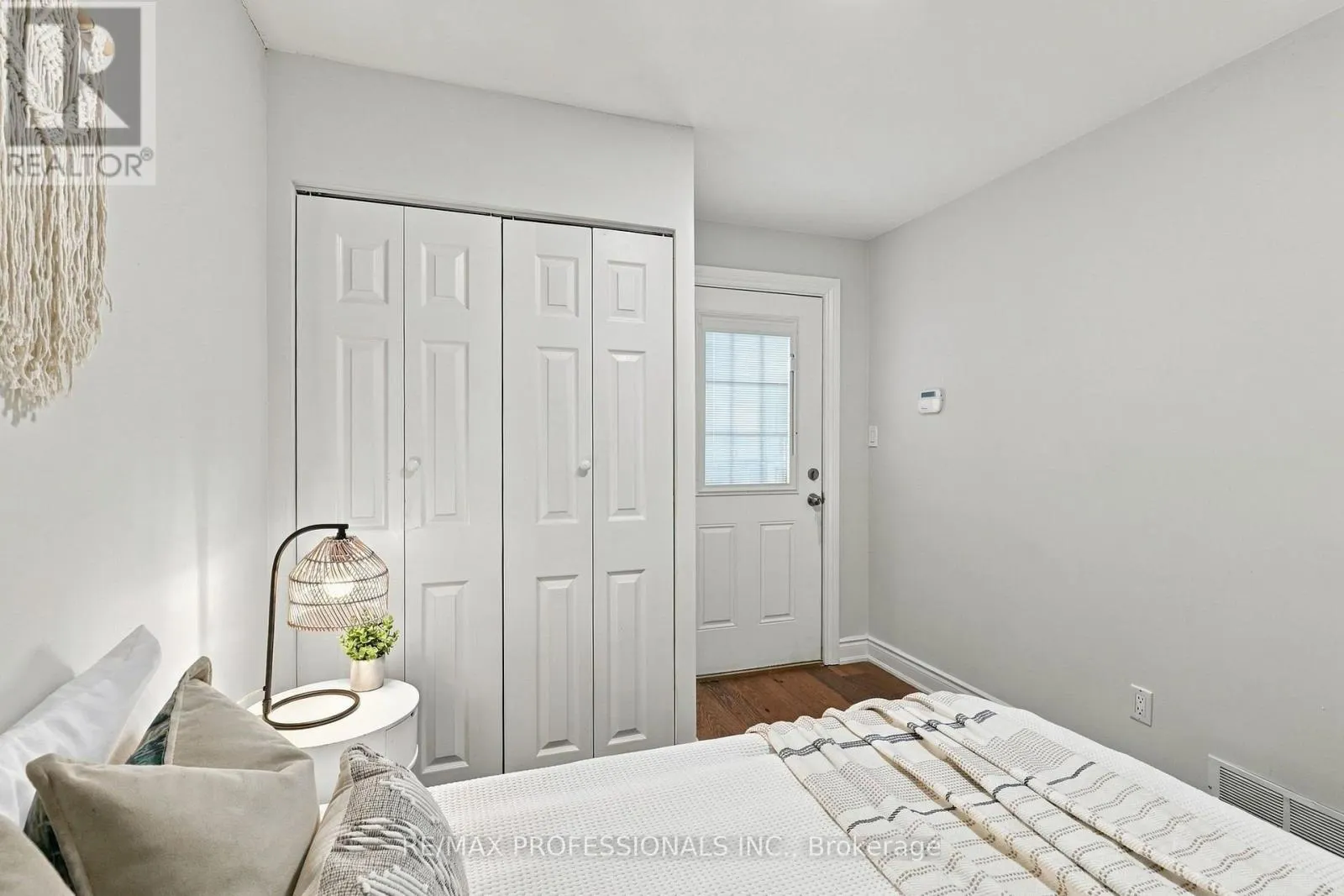 28 WICKFORD DRIVE