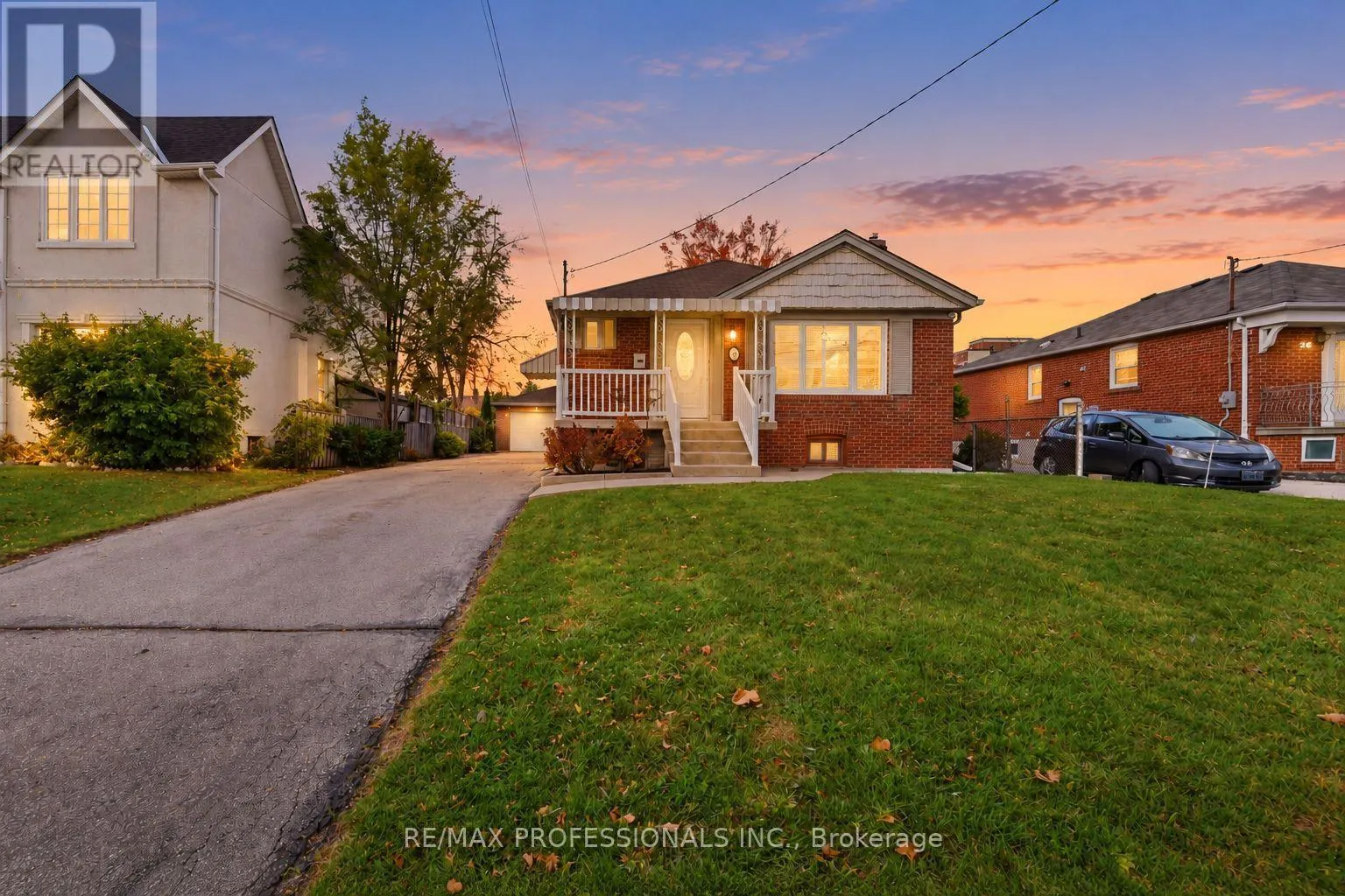28 WICKFORD DRIVE