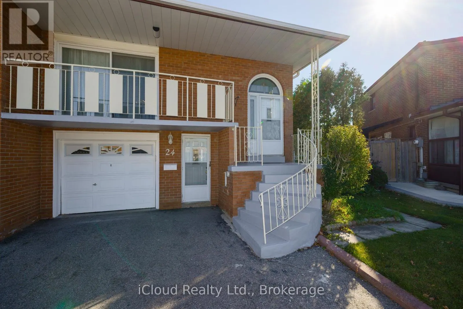 24 RADFORD DRIVE