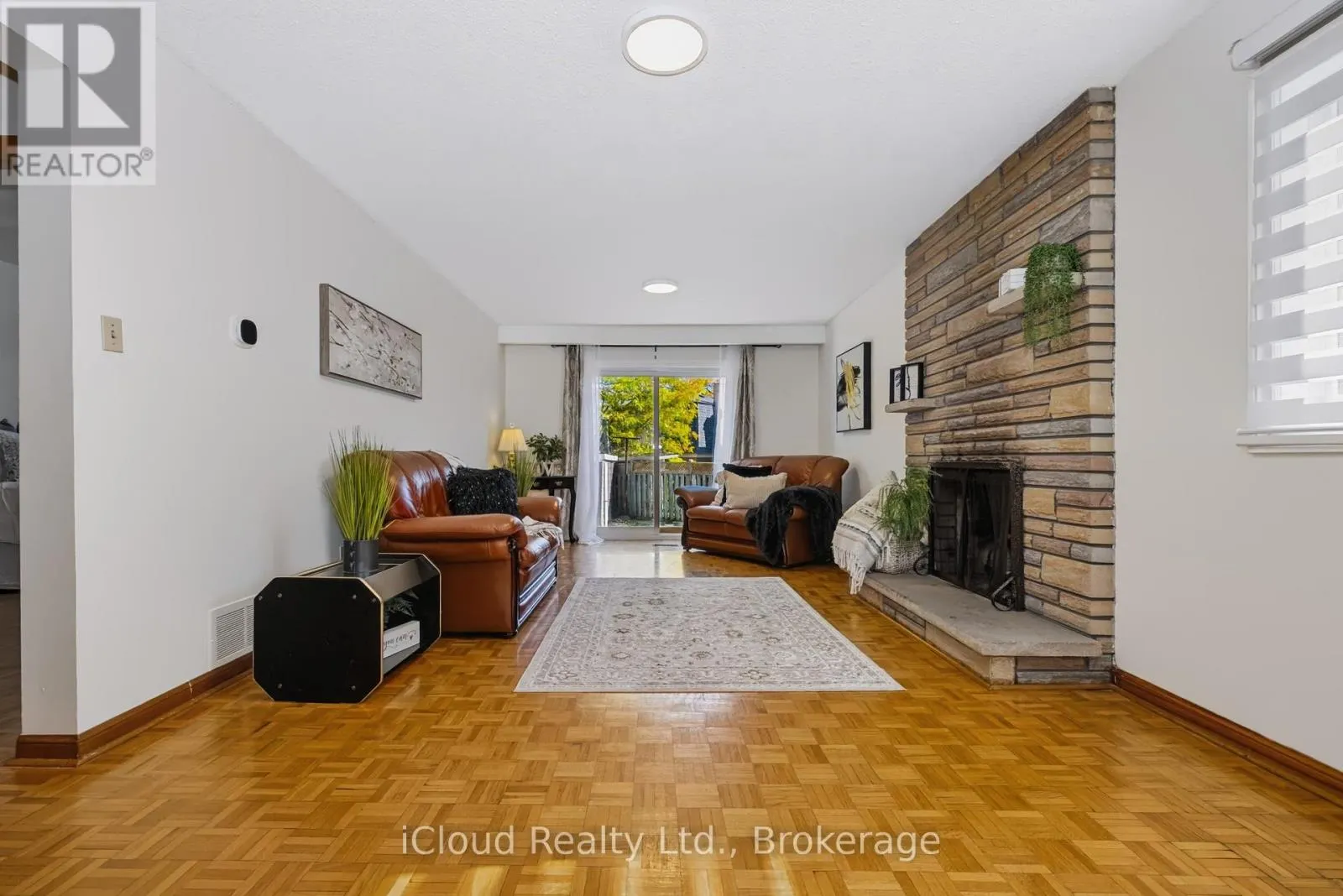 24 RADFORD DRIVE