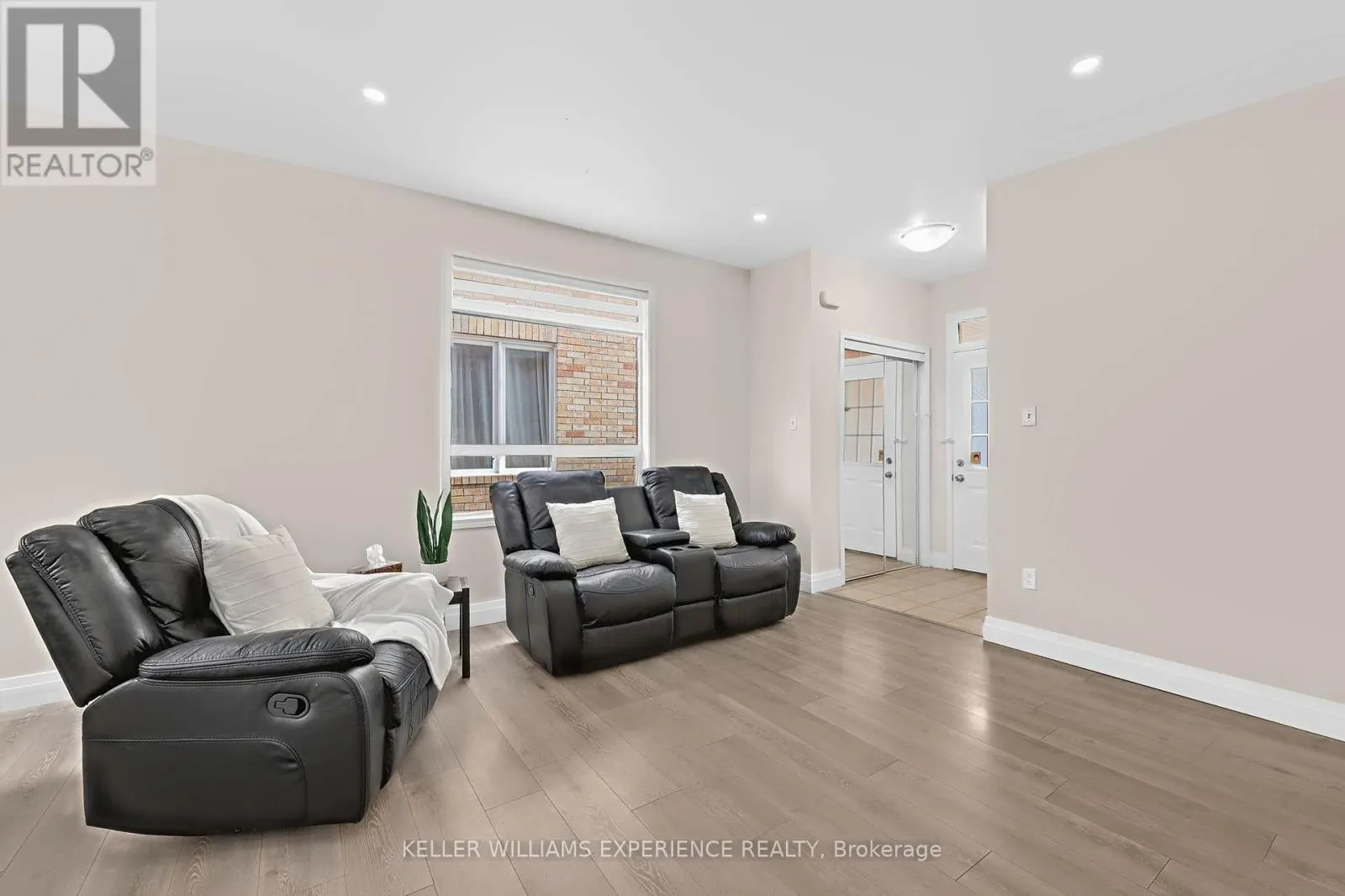 1429 WEIR CHASE