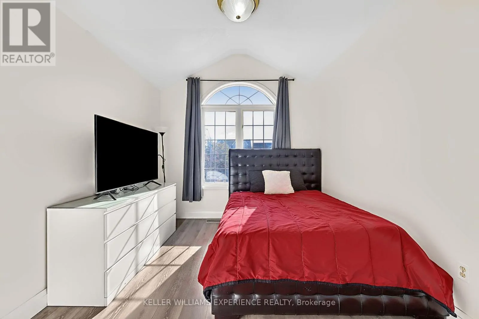 1429 WEIR CHASE