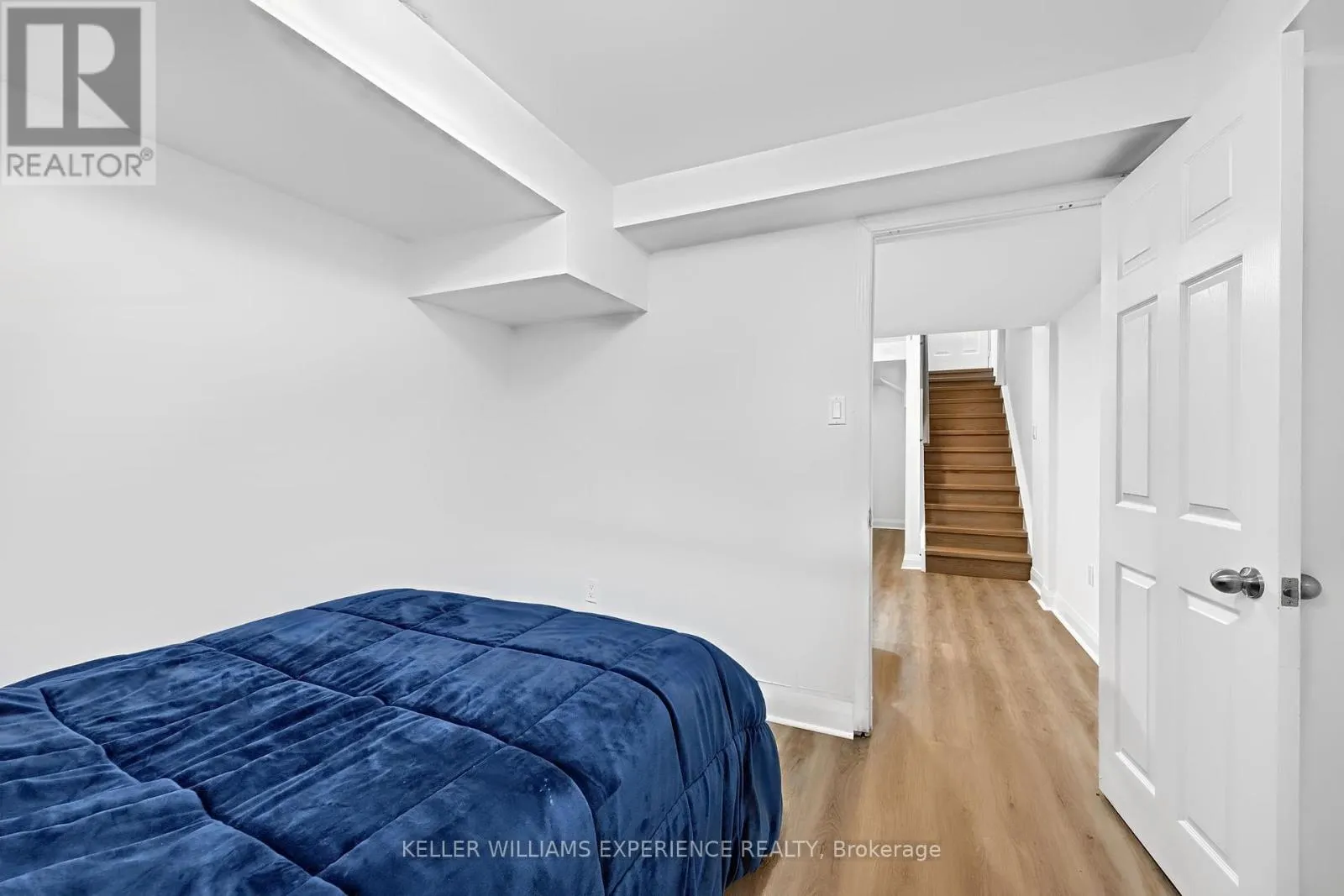 1429 WEIR CHASE