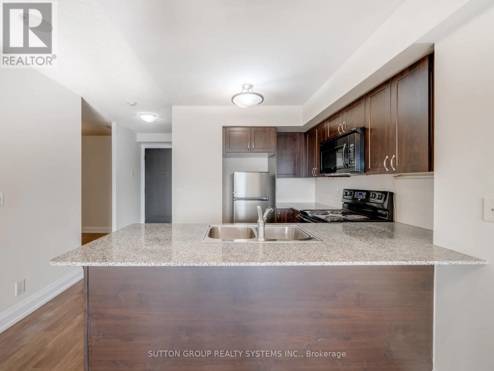 606 - 55 DE BOERS DRIVE