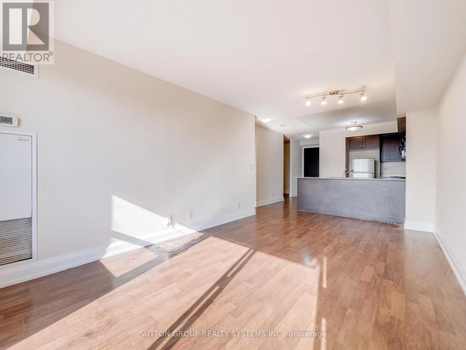 606 - 55 DE BOERS DRIVE