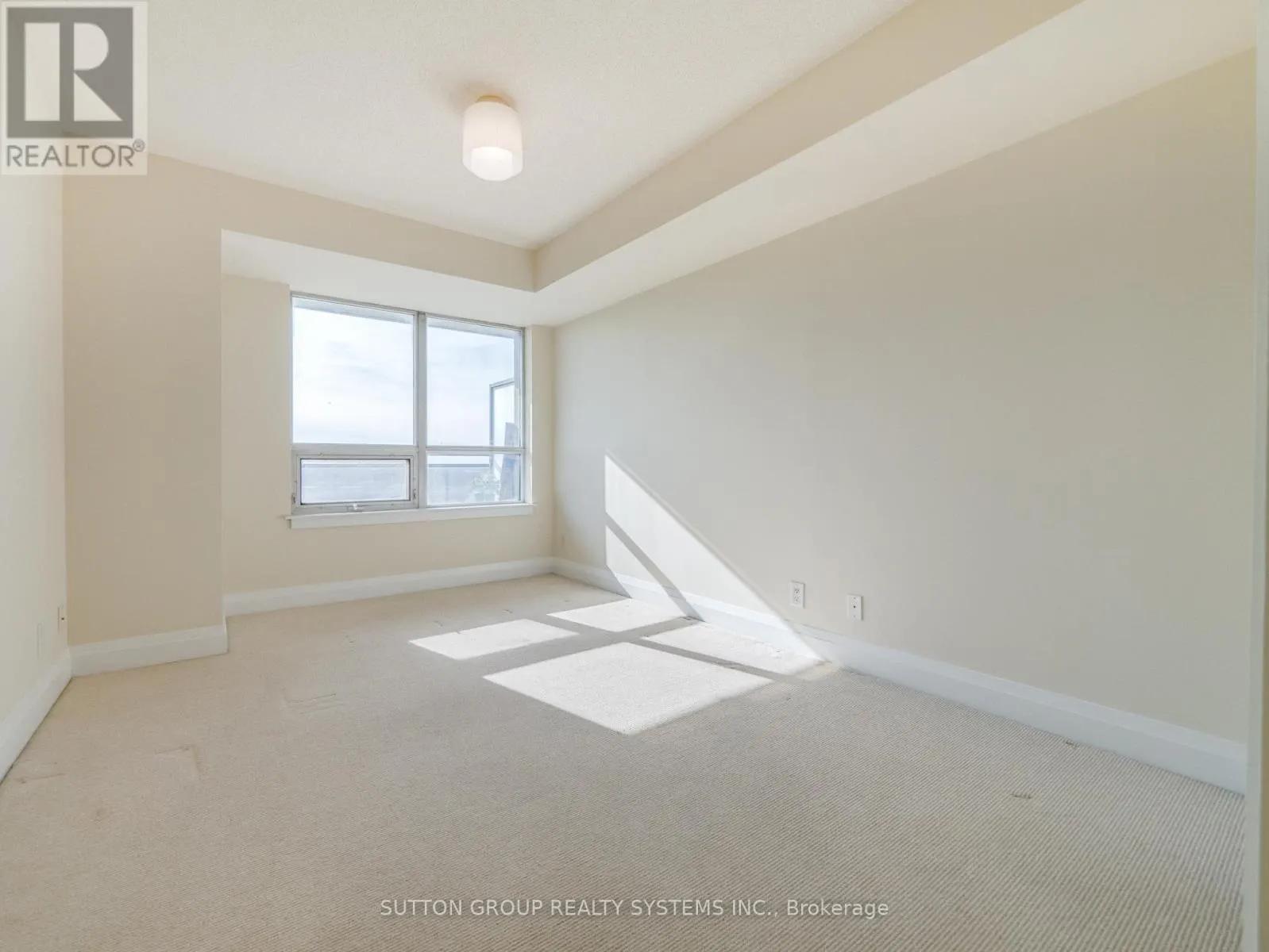 606 - 55 DE BOERS DRIVE