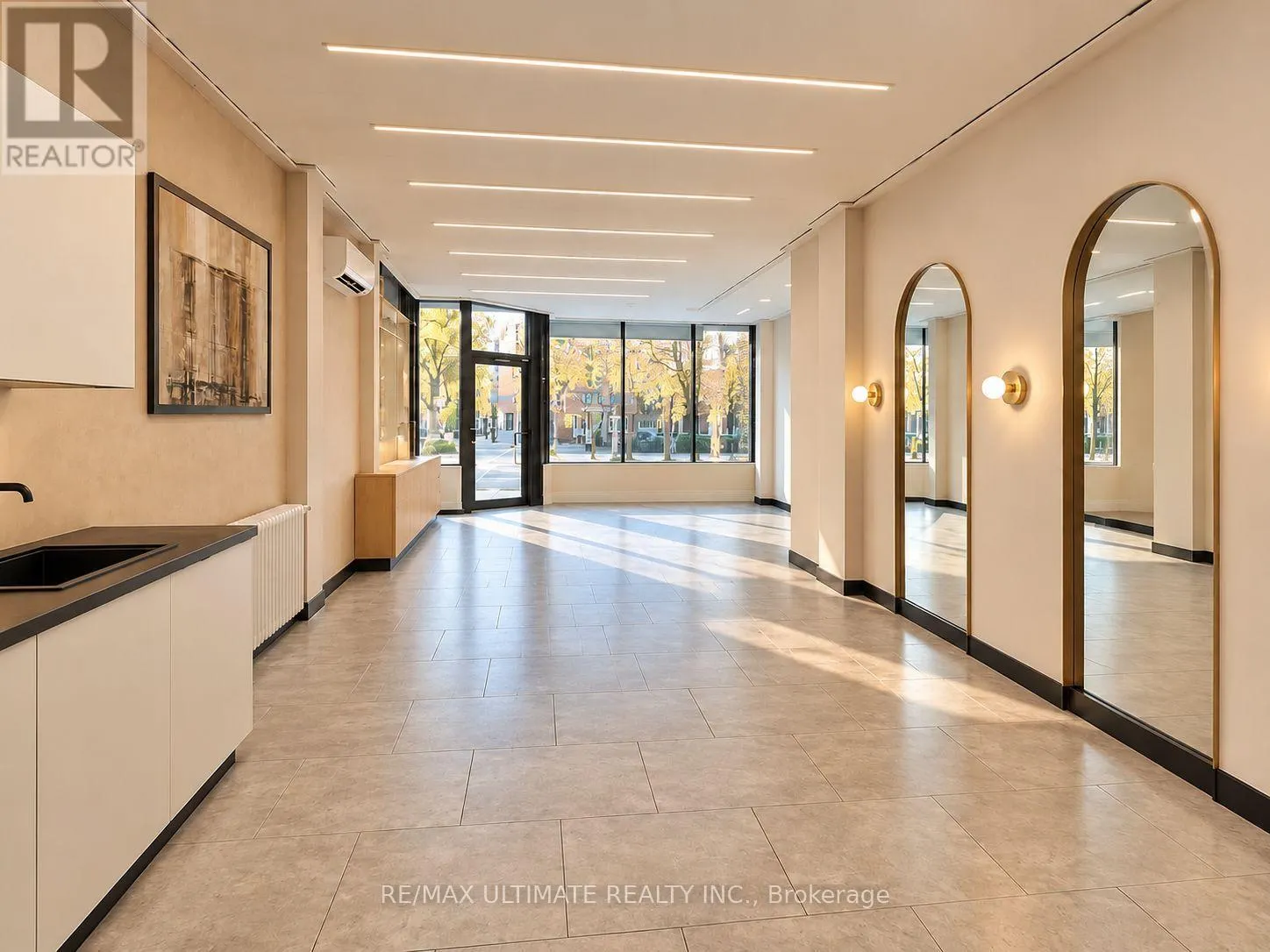 MAIN FLOOR - 1715 ST CLAIR AVENUE W
