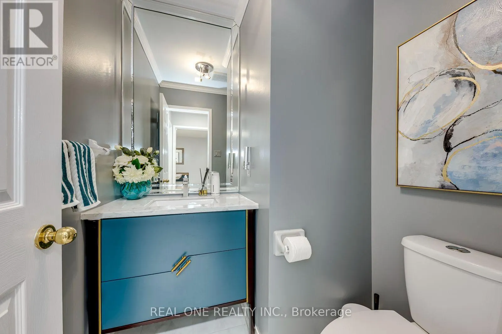 1515 ROSEBANK COURT