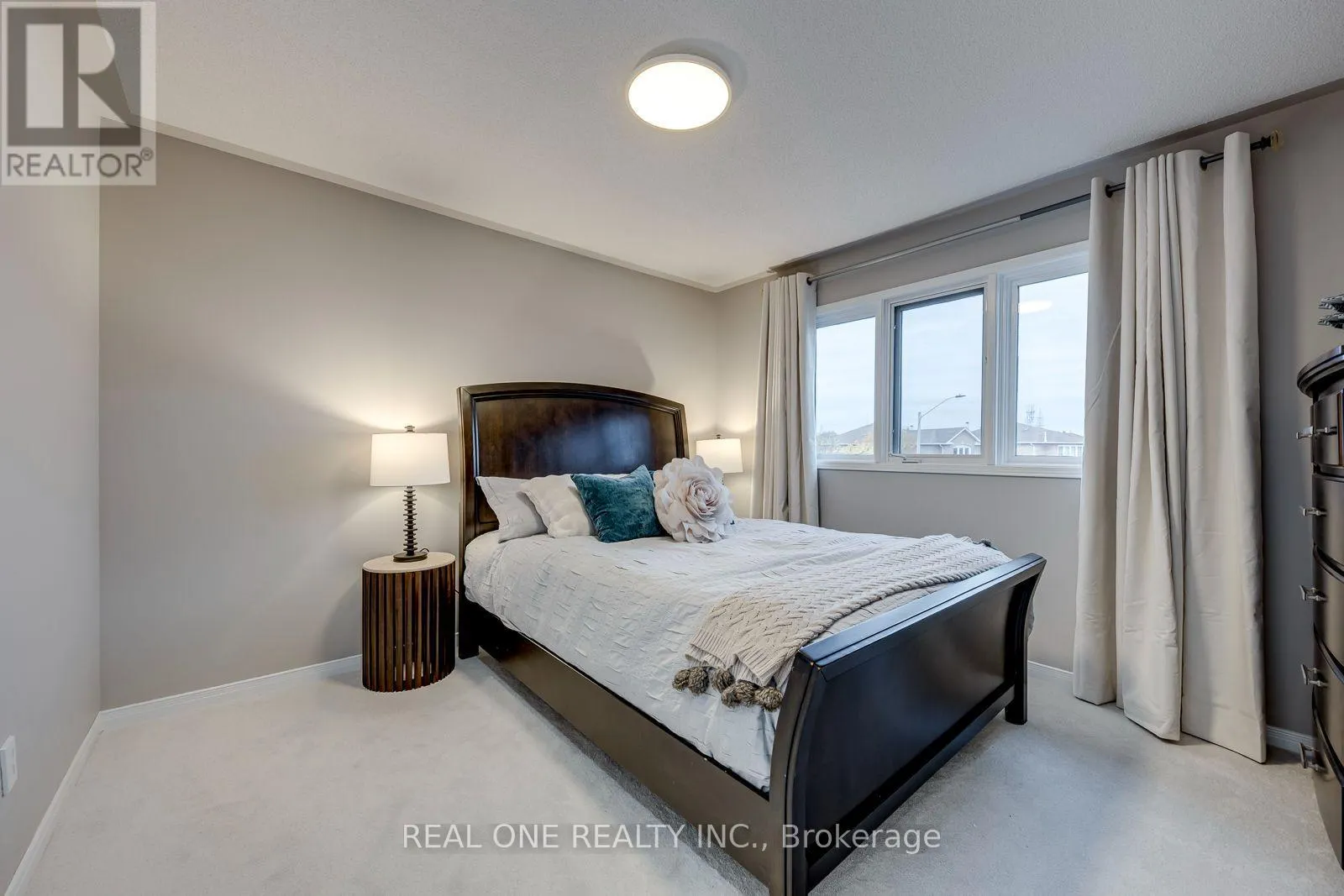 1515 ROSEBANK COURT