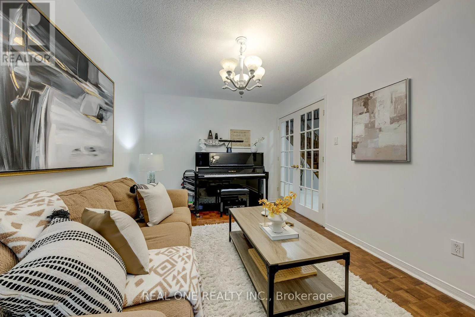 1515 ROSEBANK COURT