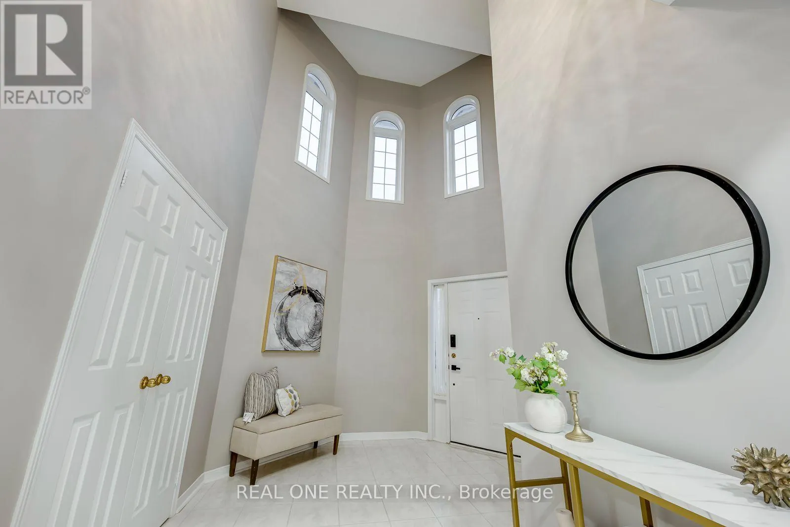 1515 ROSEBANK COURT