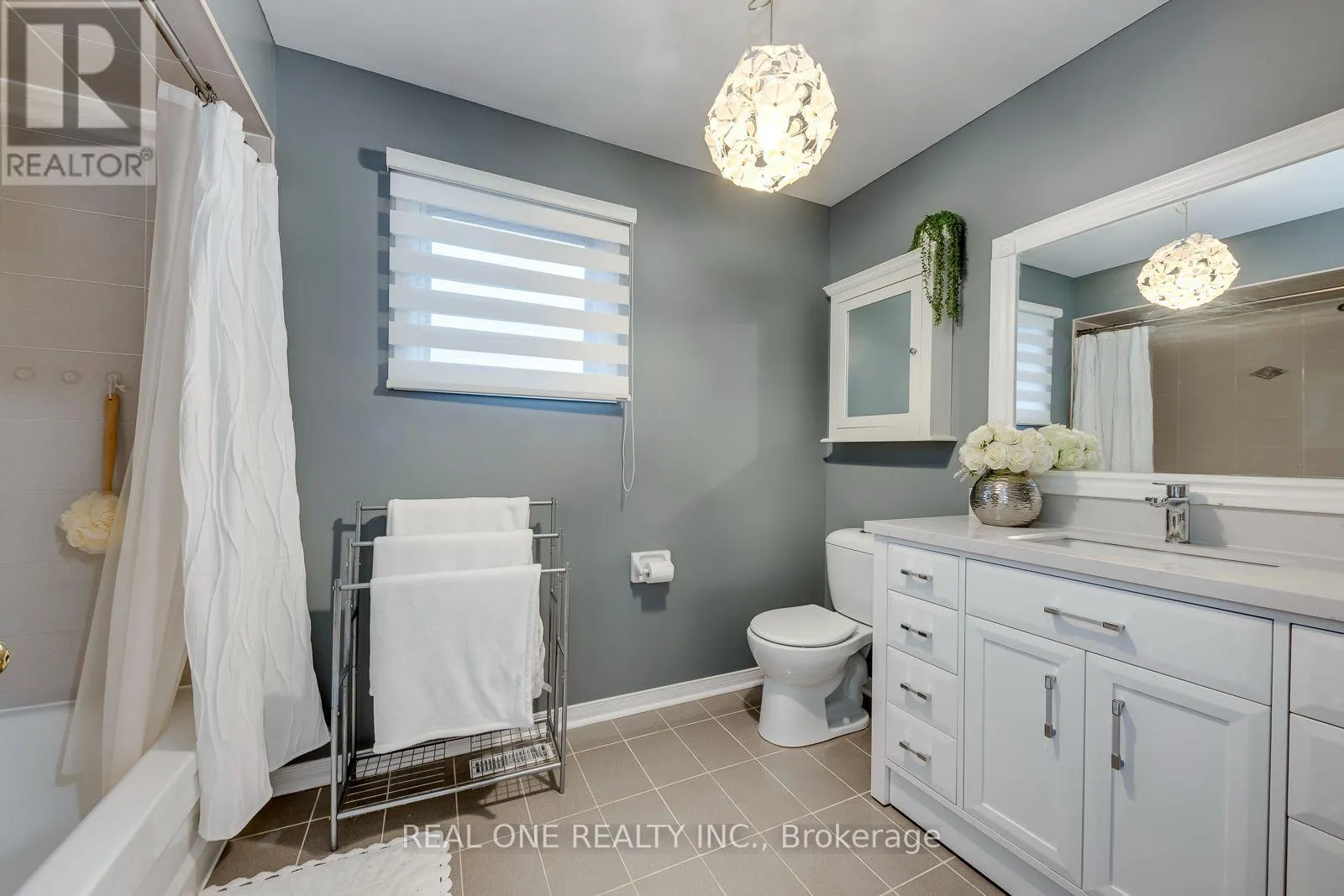 1515 ROSEBANK COURT