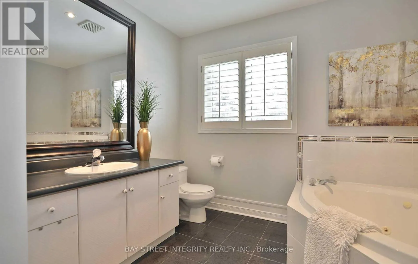 1179 GABLE DRIVE