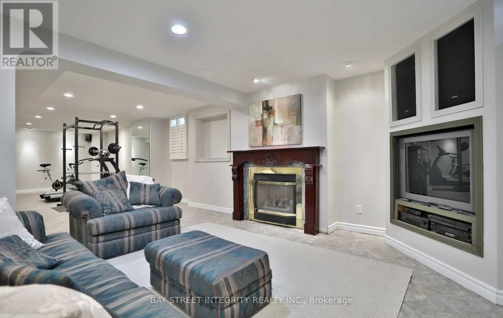 1179 GABLE DRIVE