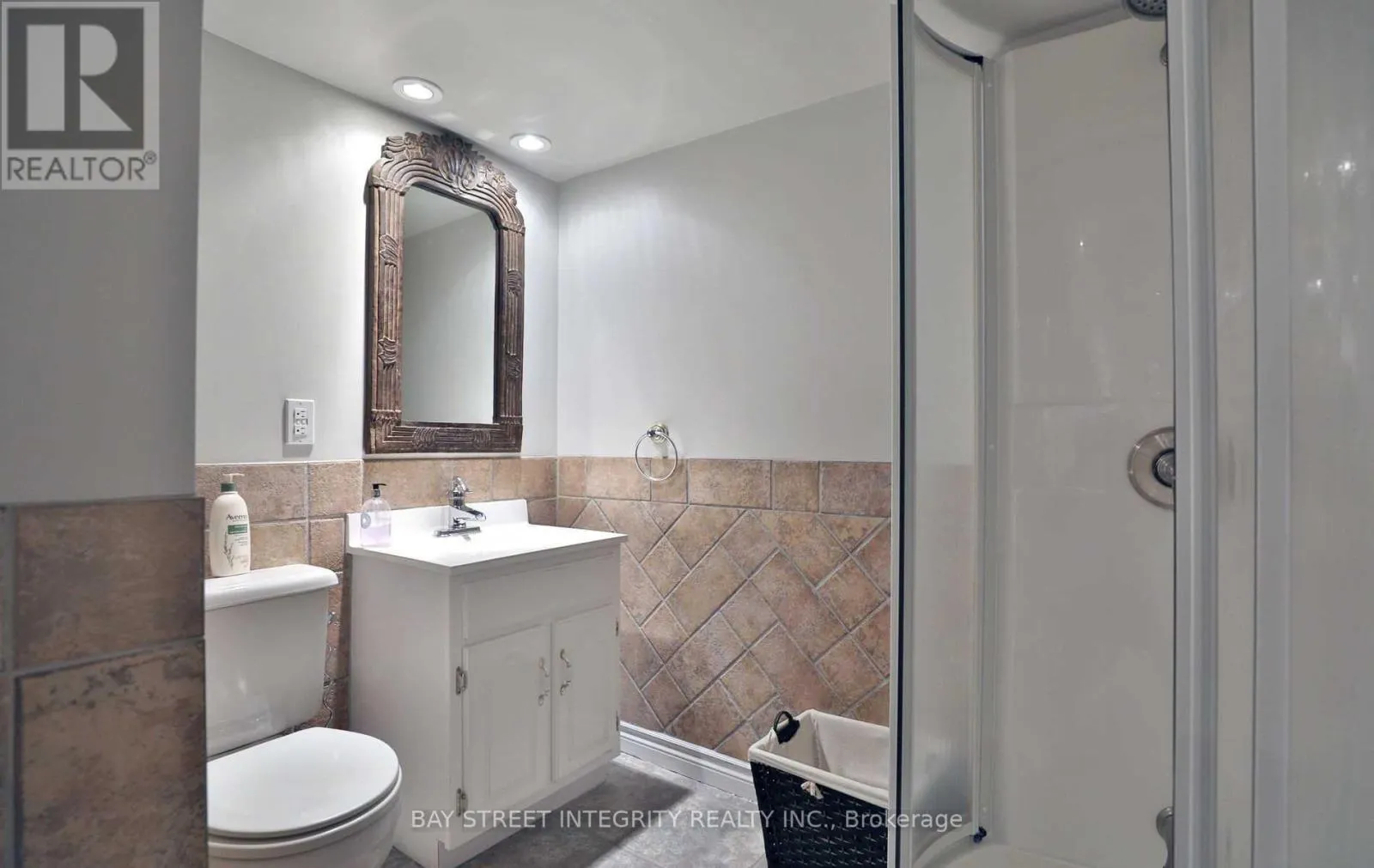 1179 GABLE DRIVE