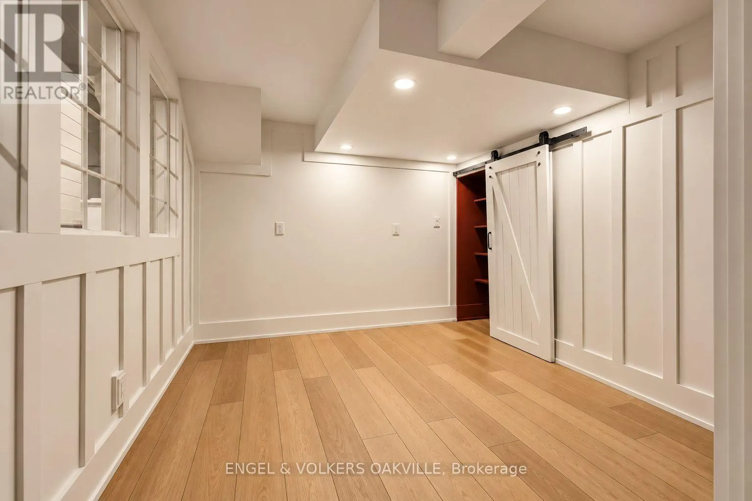330 CAMELOT COURT