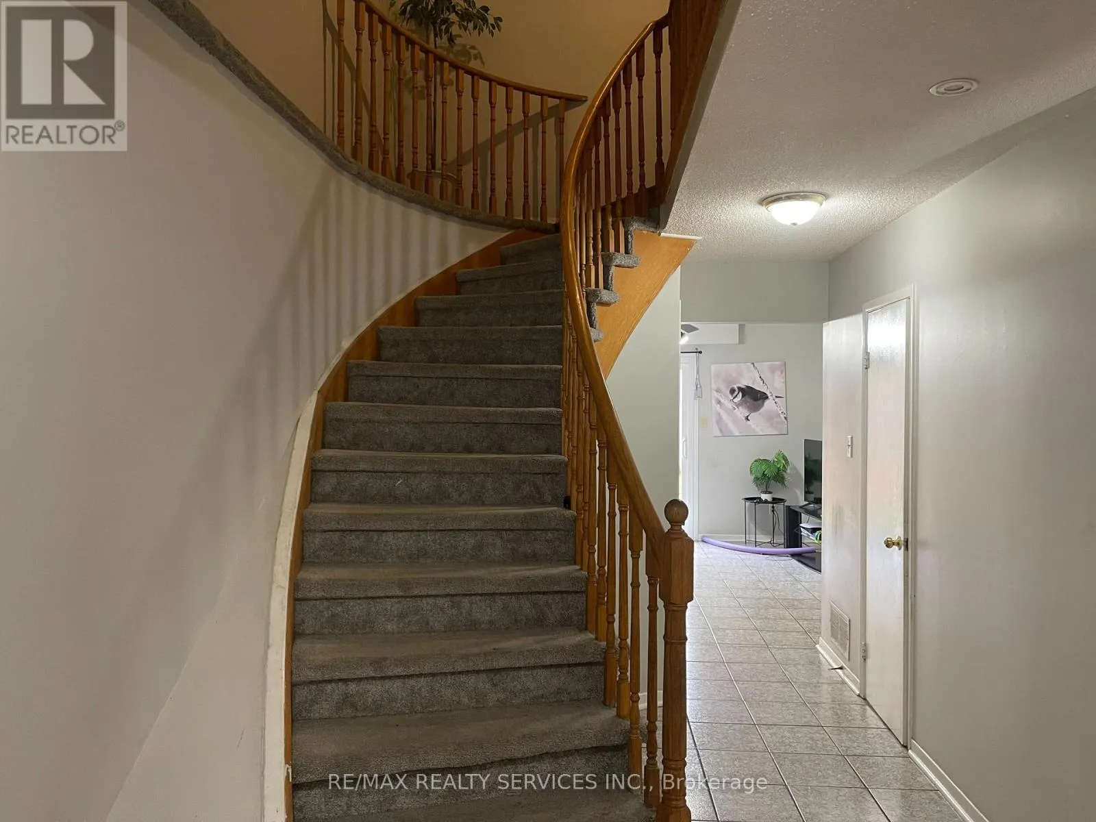 26 SWENNEN DRIVE