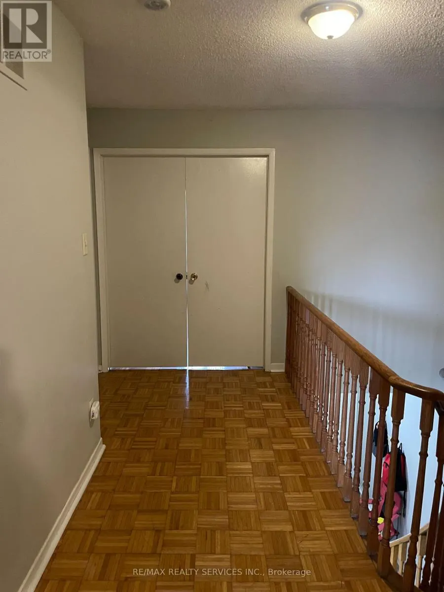 26 SWENNEN DRIVE