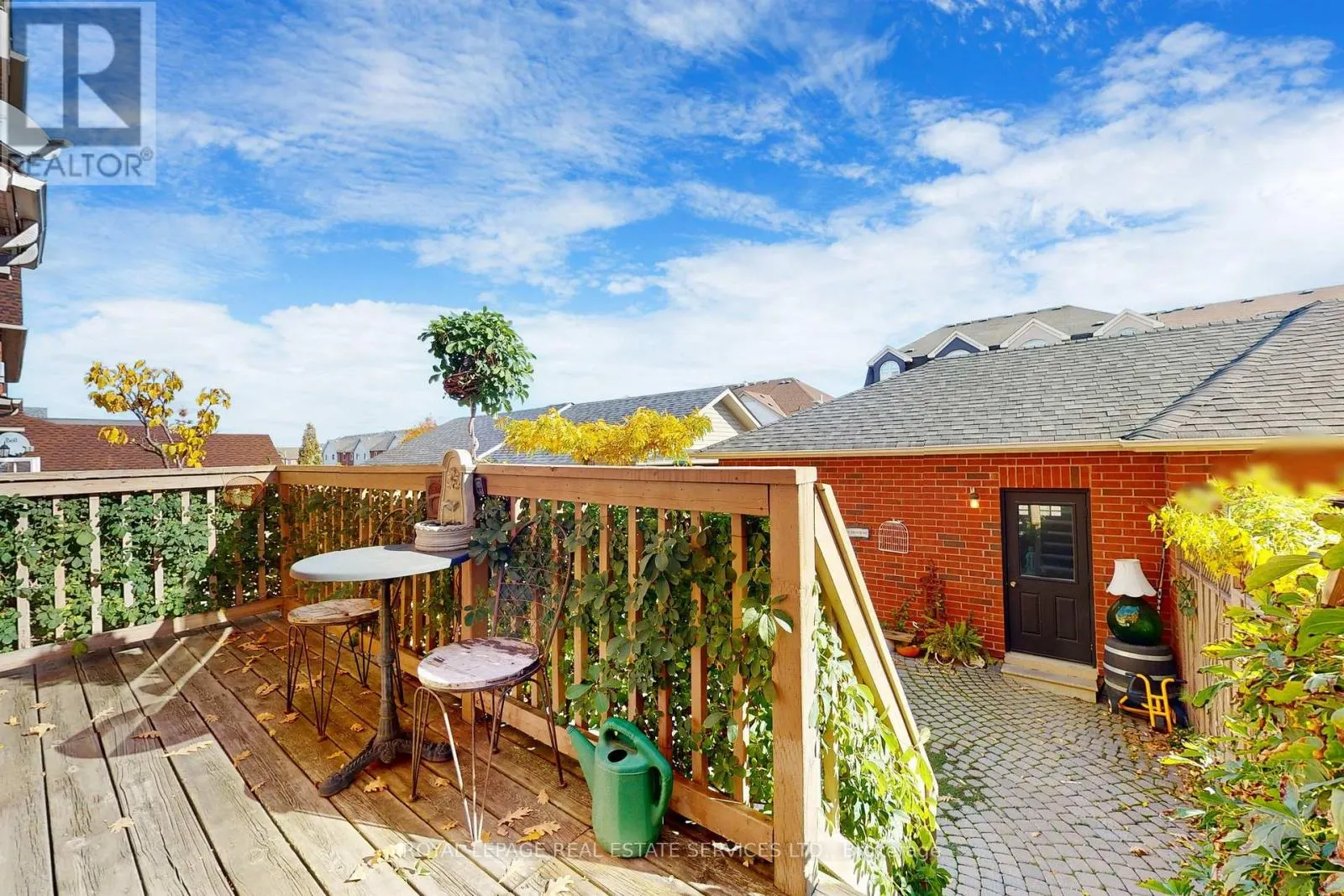 3552 EGLINTON AVENUE W